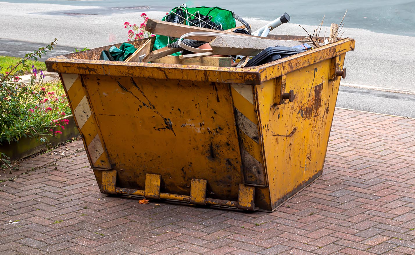 skip bin hire Frenchs Forest