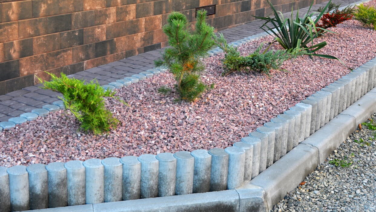 Think Beyond Gravel: Uses For Landscaping Stones In Ontario
